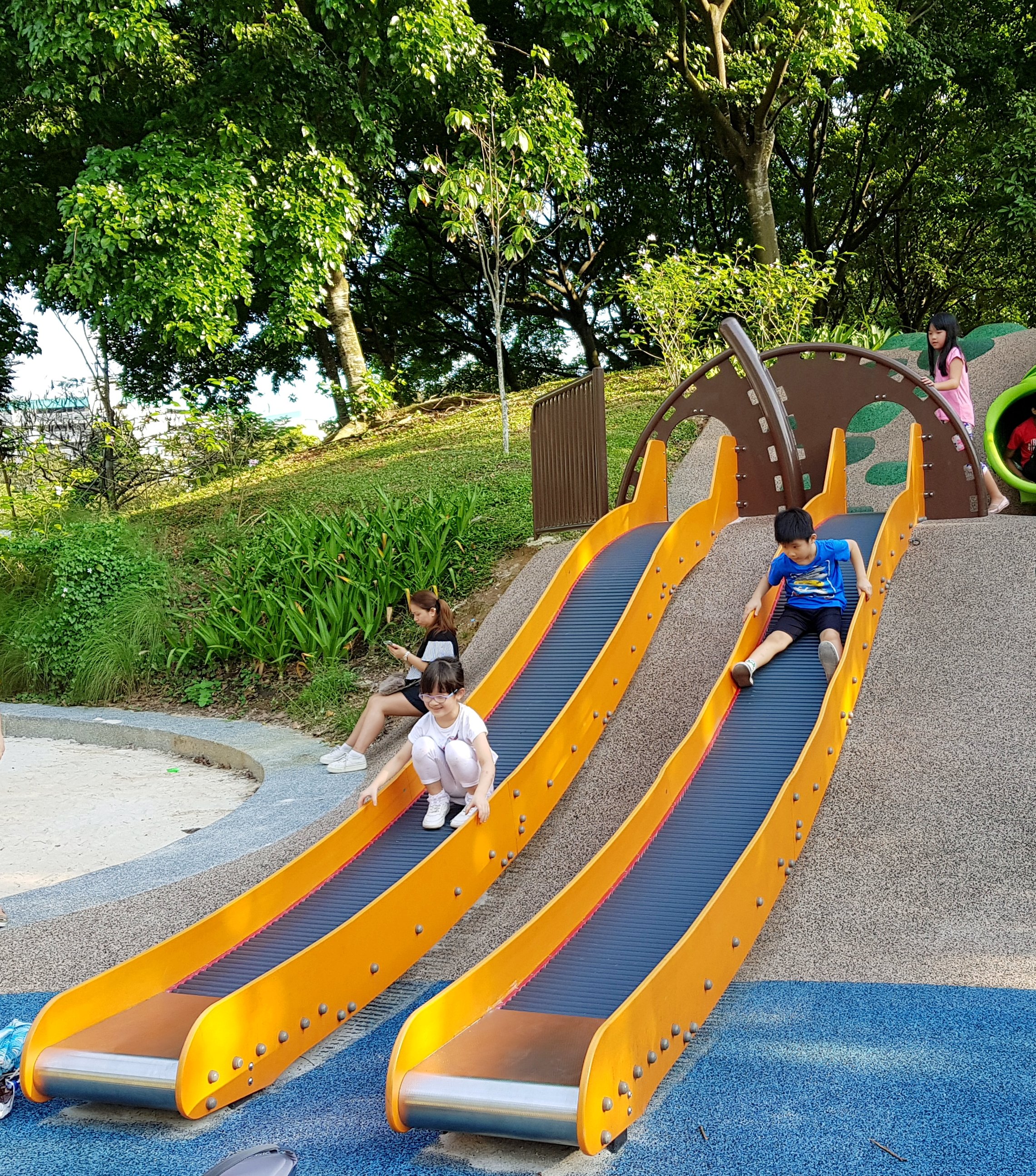 admiralty park playground