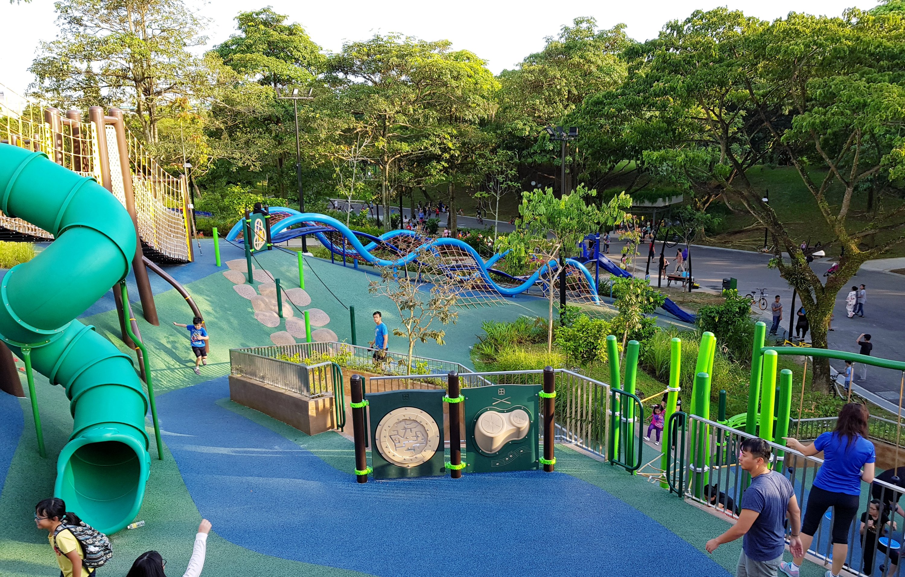 admiralty park playground