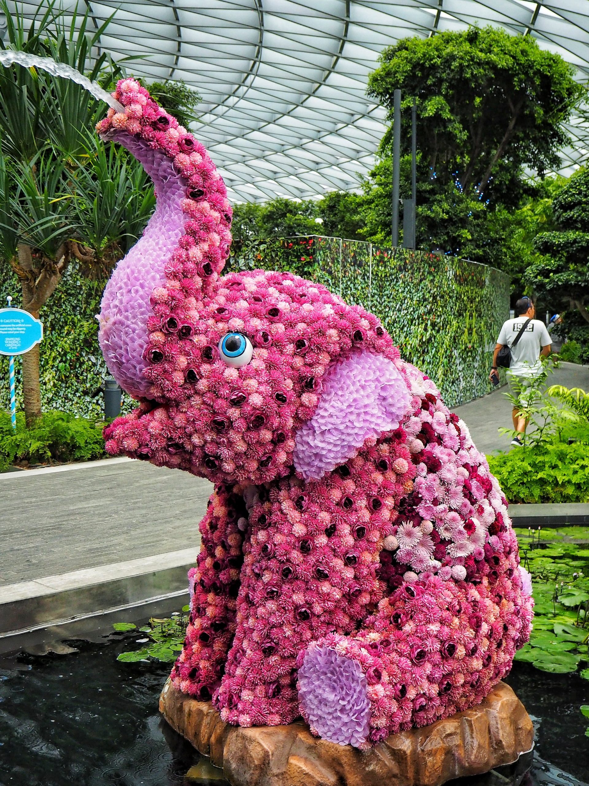 changi-airport-jewel-s-canopy-park-we-love-the-bouncing-sky-net-my
