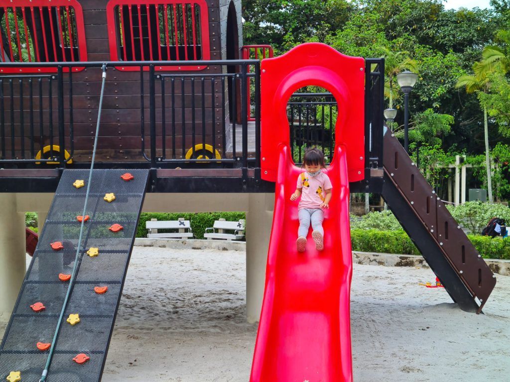 tiong bahru park playground