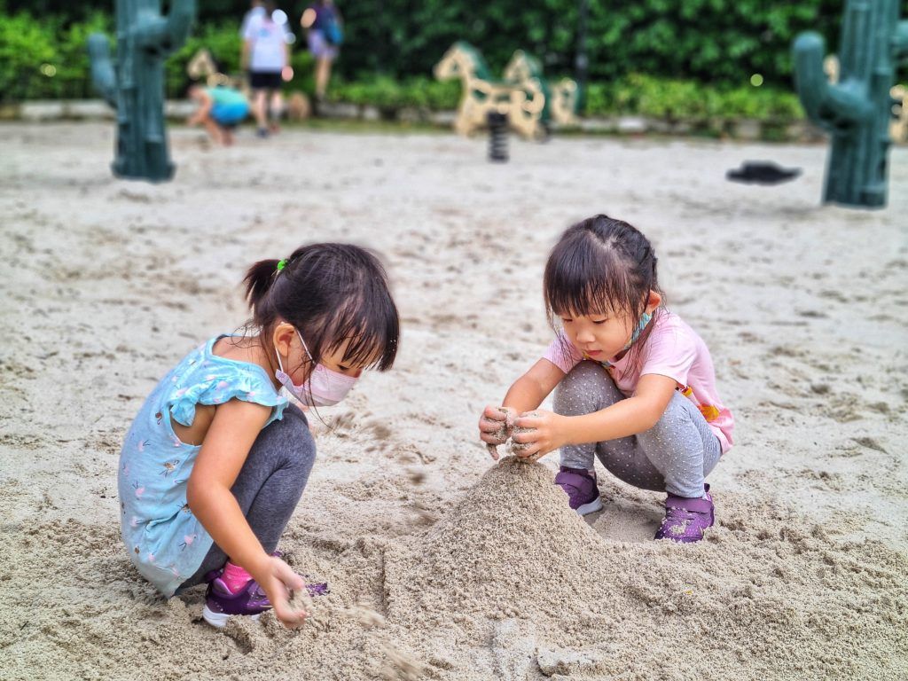 tiong bahru park playground